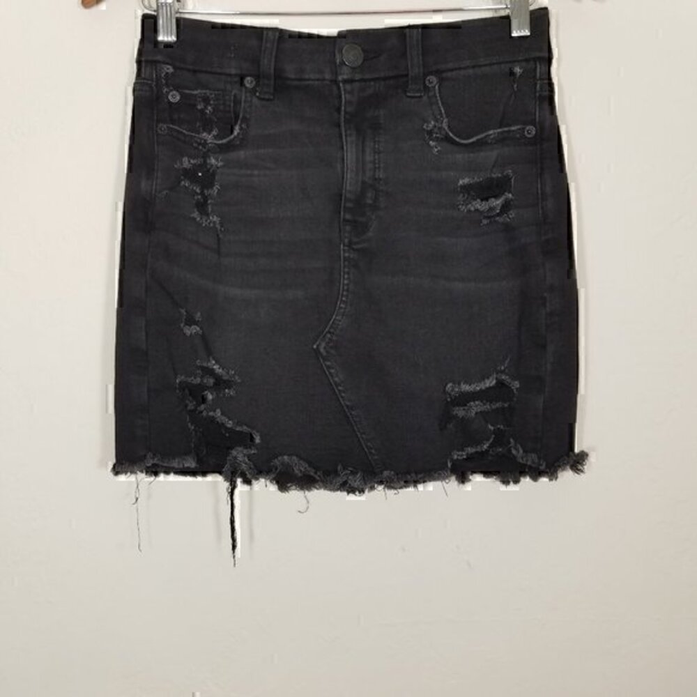 American Eagle Distressed Next Level Stretch Denim Skirts Size 4
